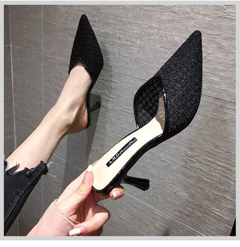 Pointed-Toe Kitten Heel